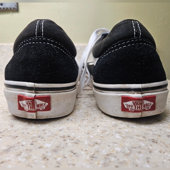 Vans Old Skool Black and White Sneakers, Size 9½ - Picture 3 of 9